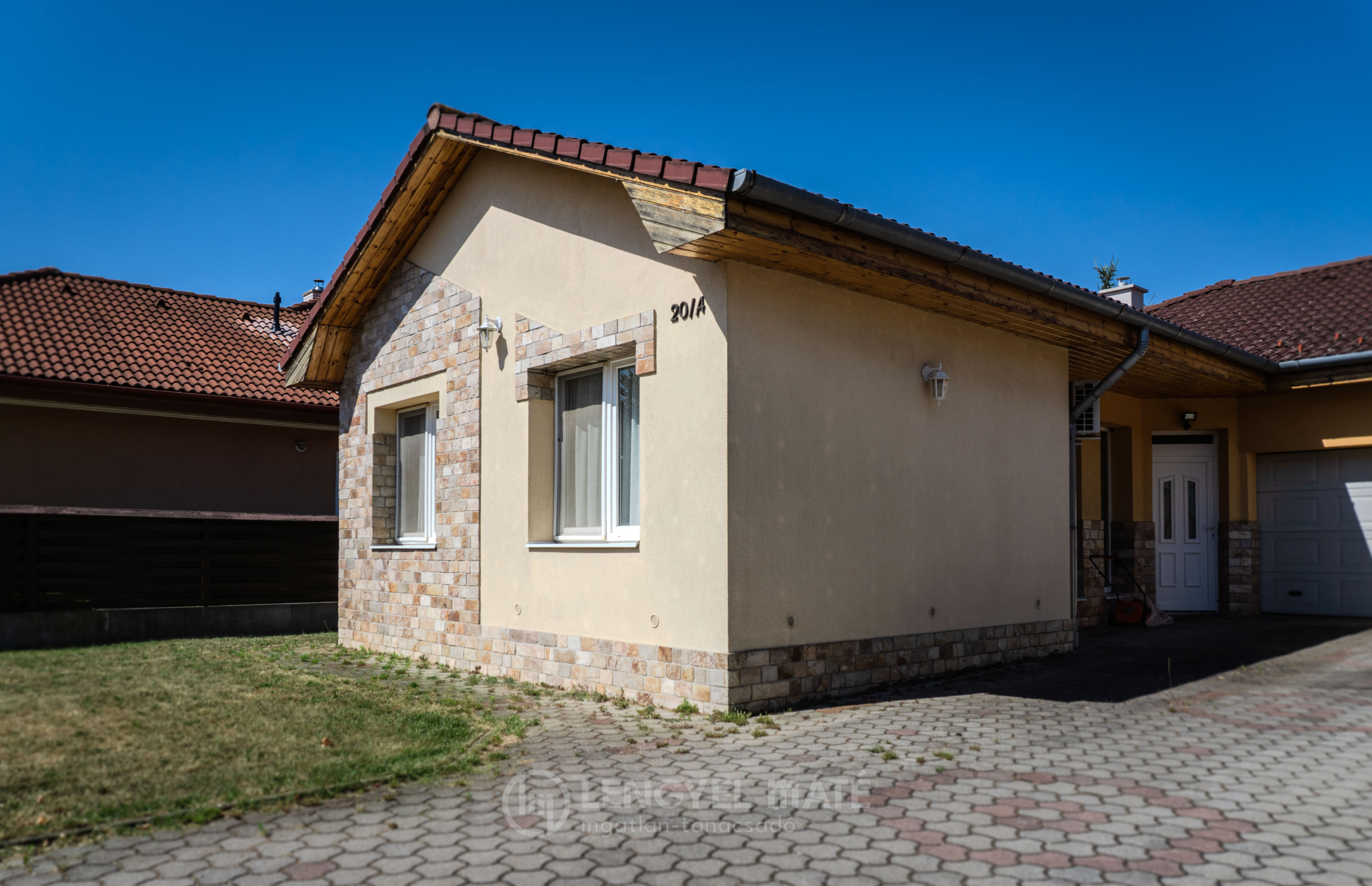 4400 mikecz kalman 03