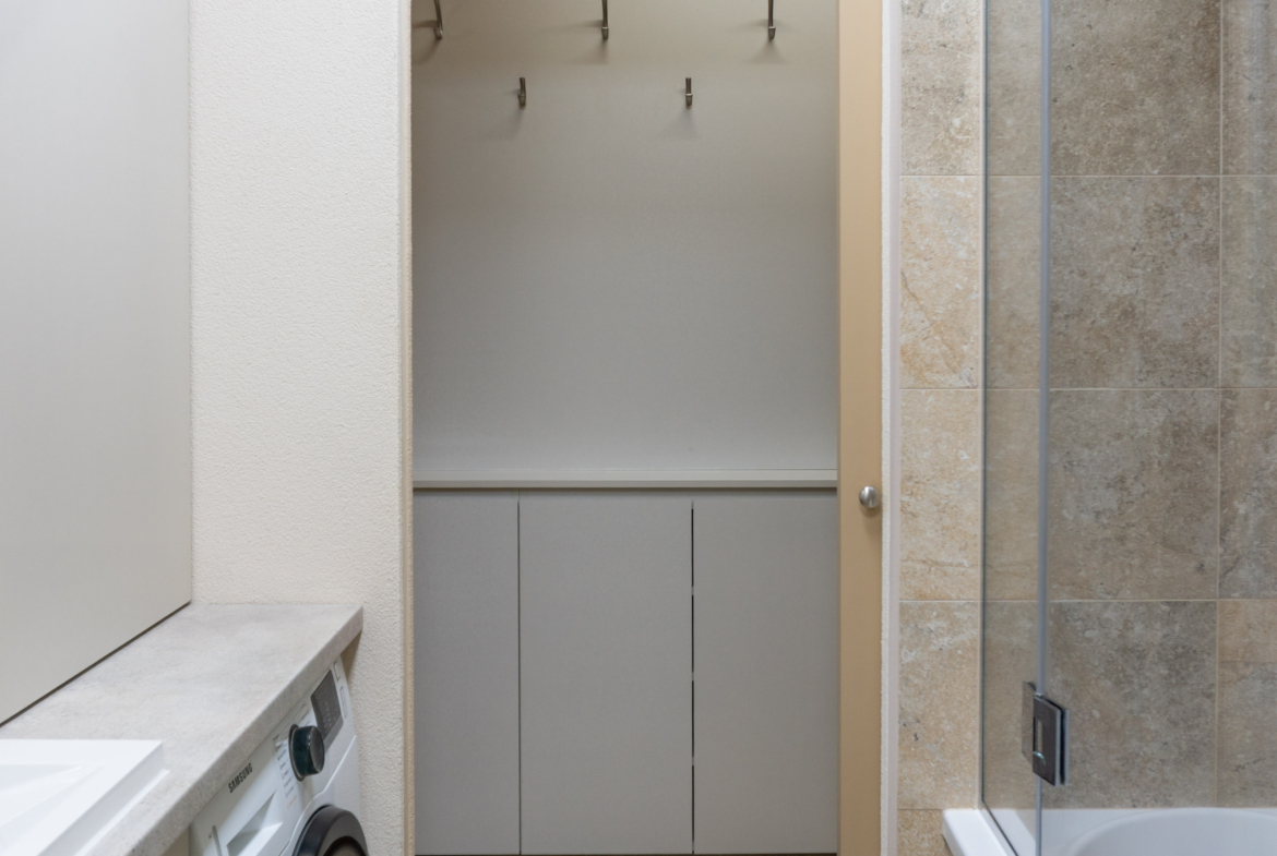 4400 deakferenc ut 10