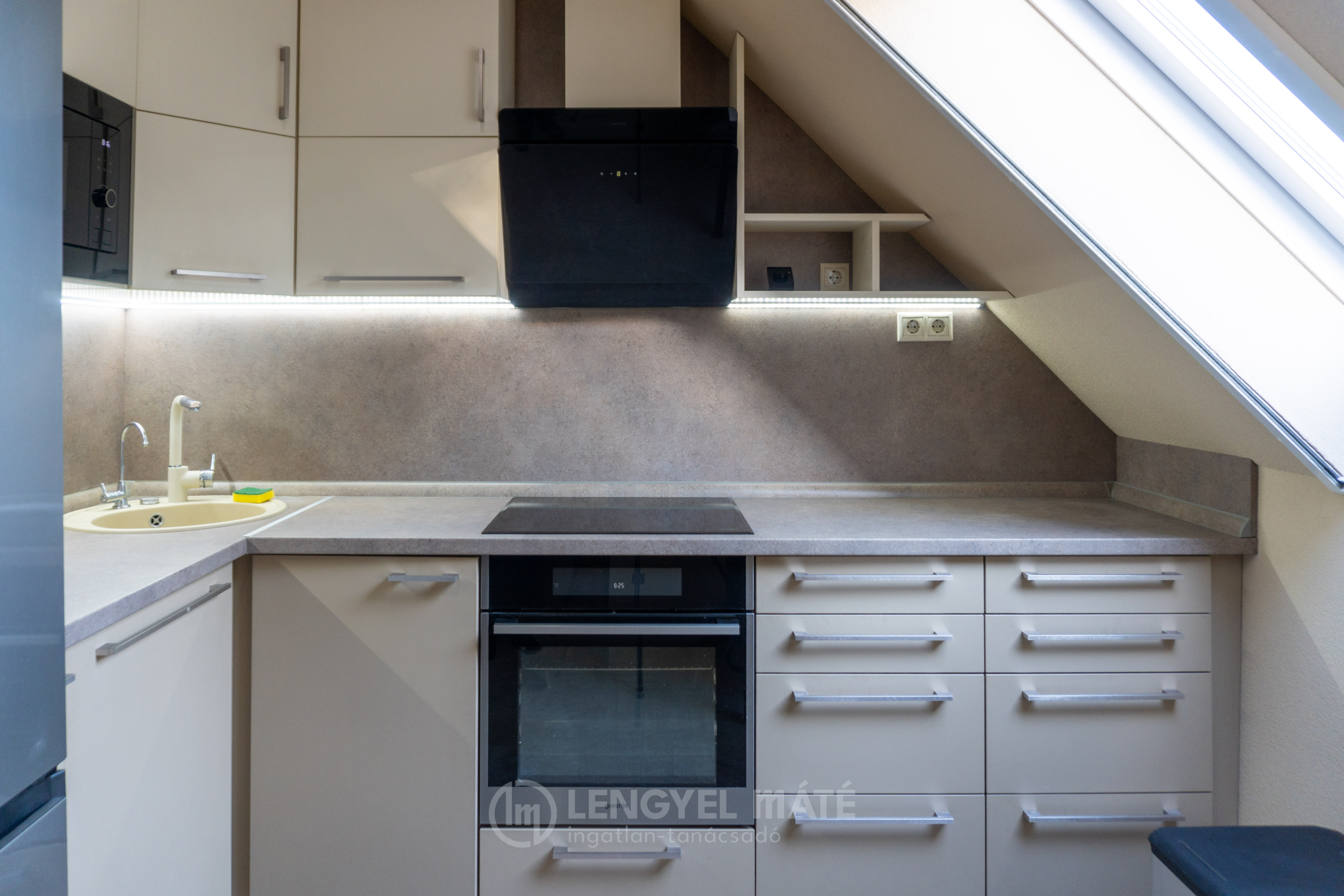 4400 deakferenc ut 3